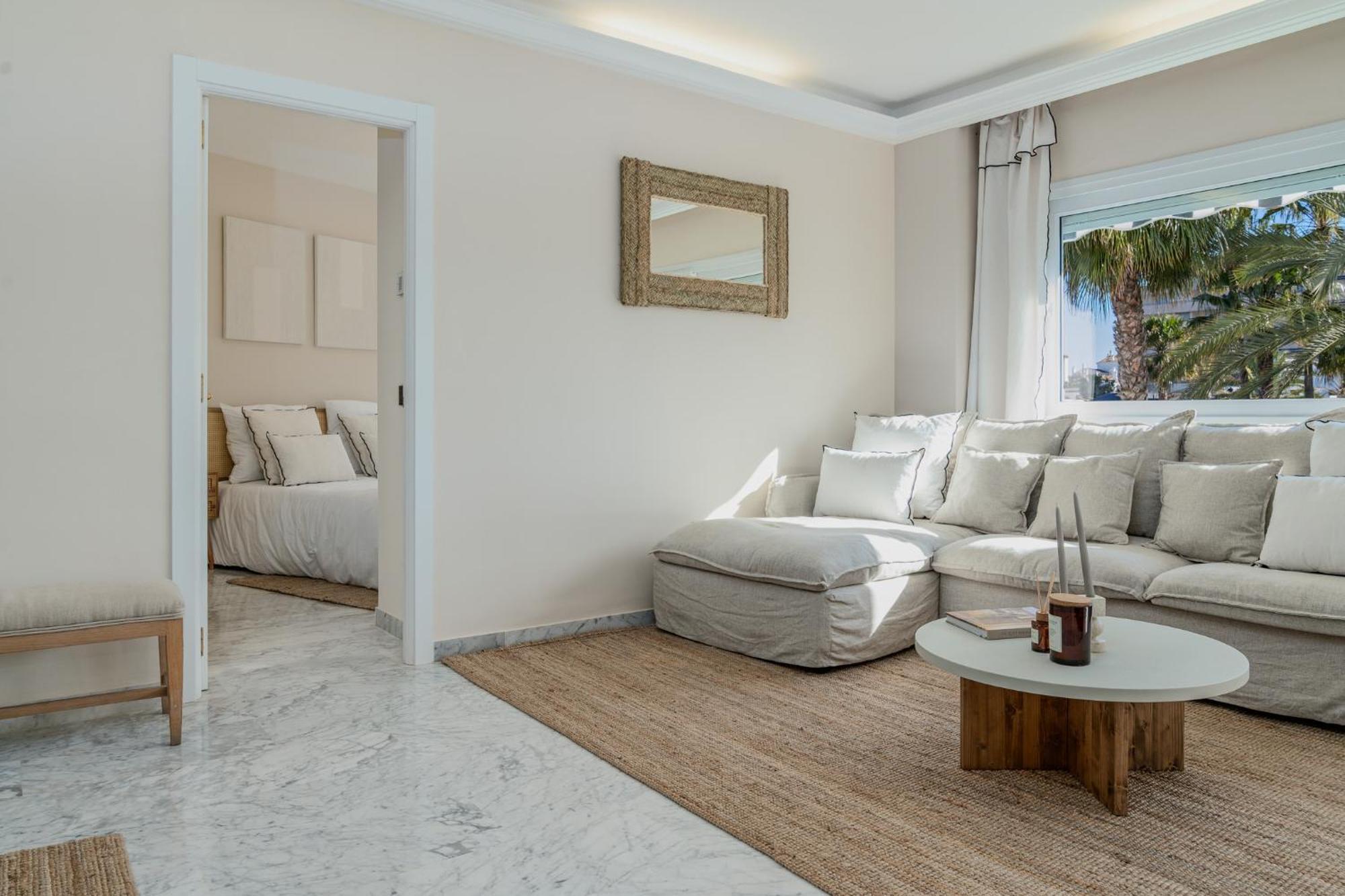 Appartamento New Renovated Front Line Playa Rocio Puerto Banus Marbella
