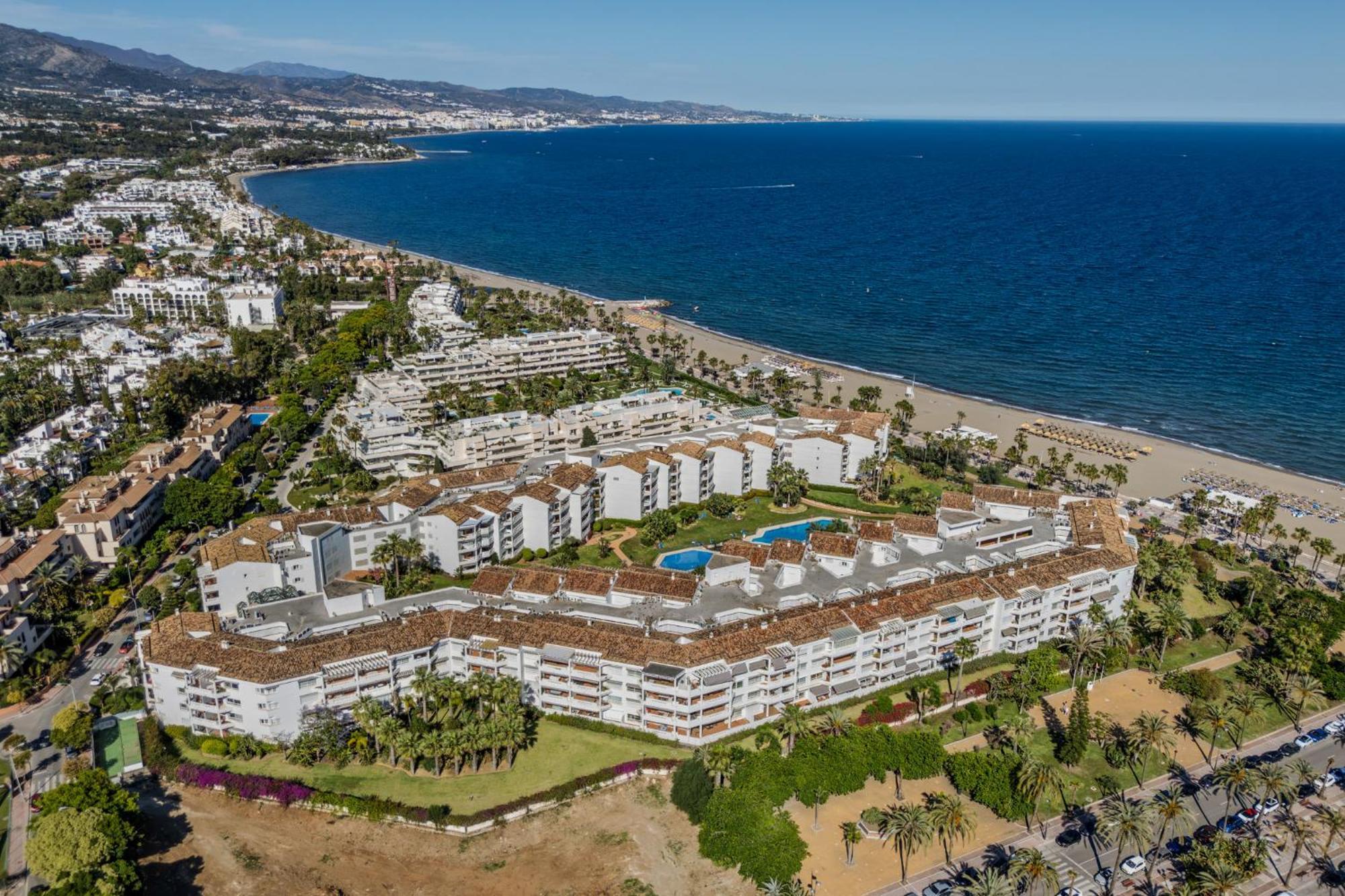 New Renovated Front Line Playa Rocio Puerto Banus Appartamento *