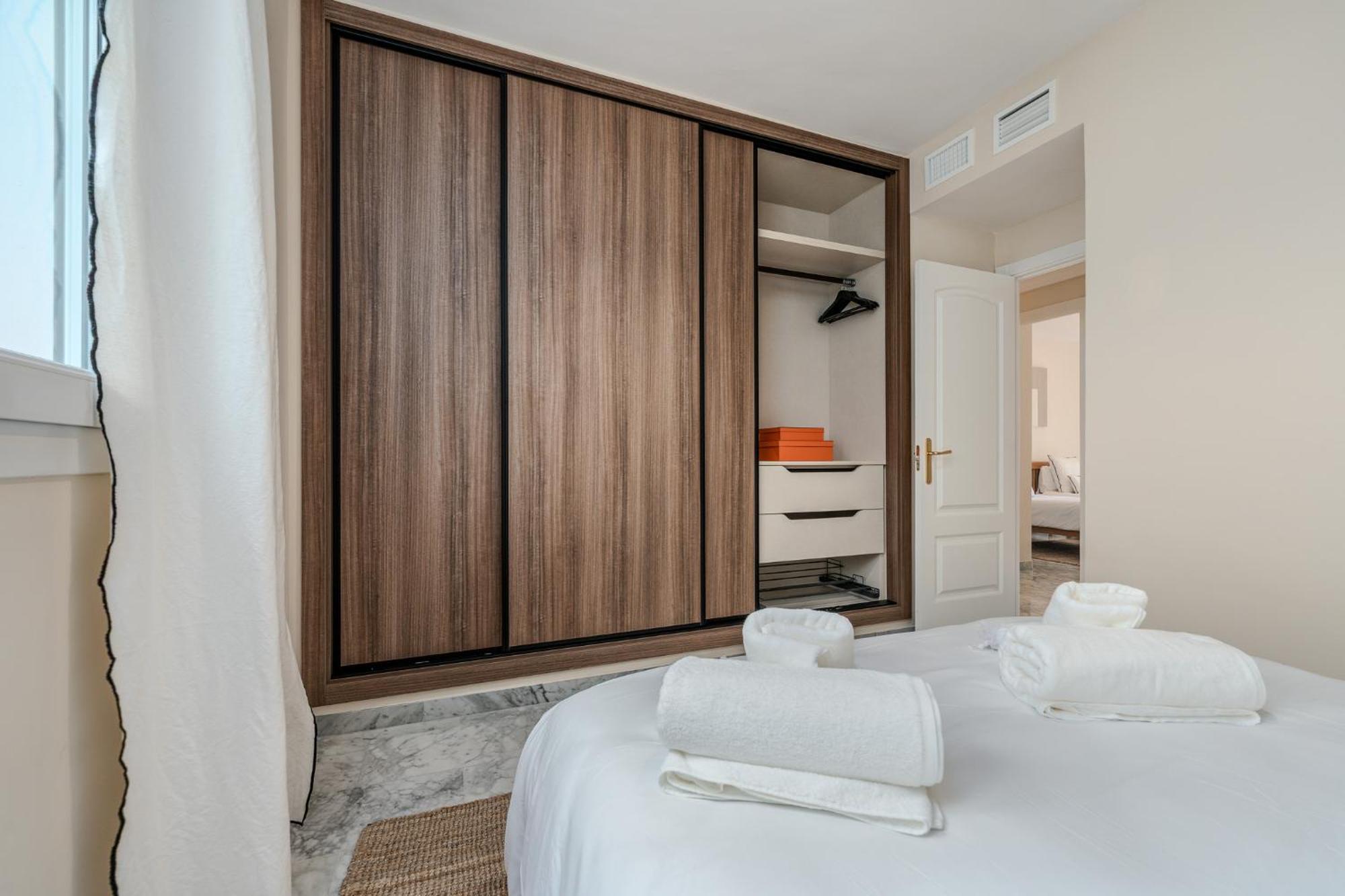 Appartamento New Renovated Front Line Playa Rocio Puerto Banus *