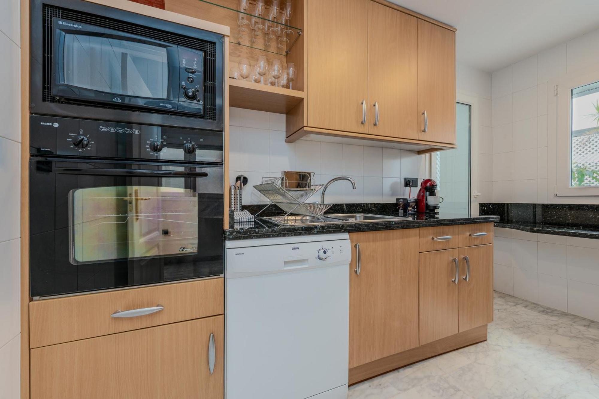 Appartamento New Renovated Front Line Playa Rocio Puerto Banus *