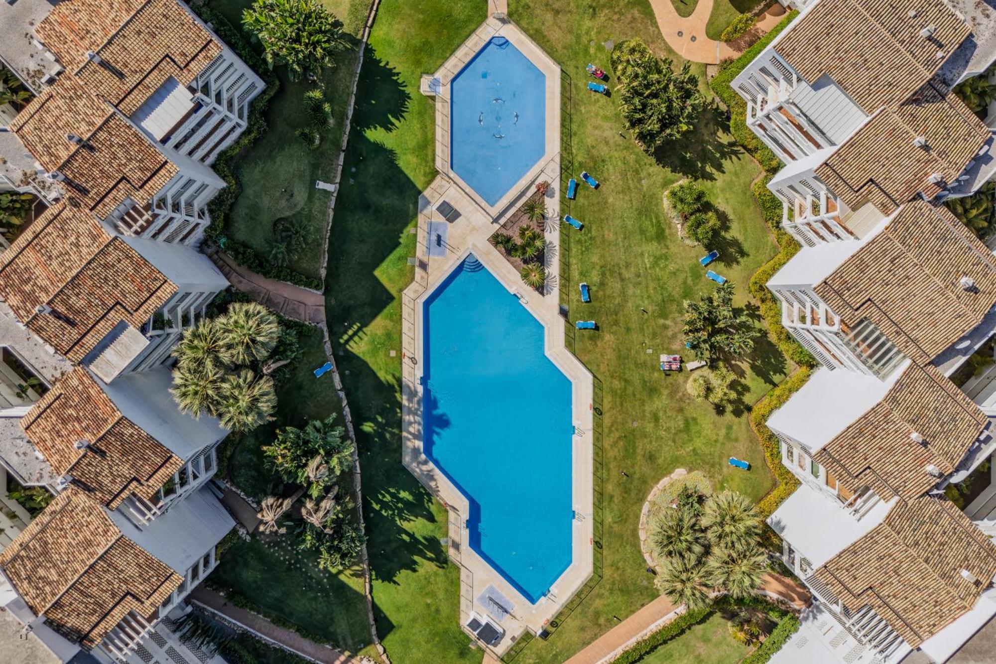 New Renovated Front Line Playa Rocio Puerto Banus * Marbella